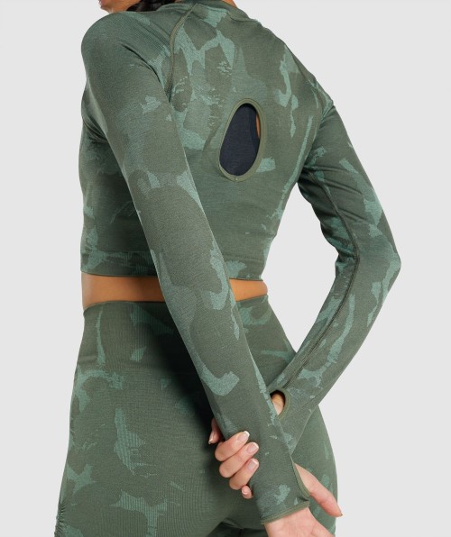 Gymshark Adapt Camo Seamless Long Sleeve Crop Top Savanna-Green